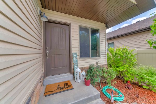Cost of Retrofit Window Replacement in Riverside